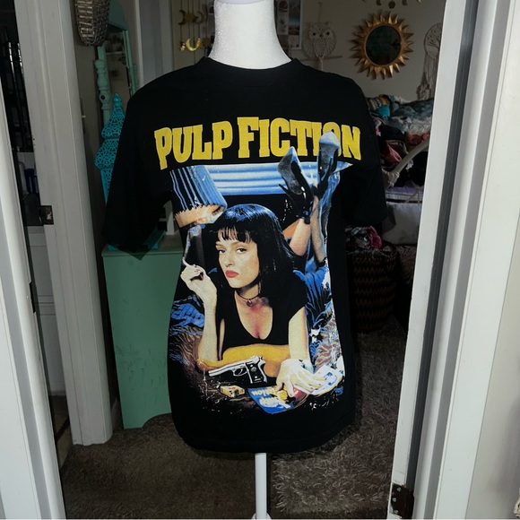 Pulp Fiction T shirt 🖤 - Picture 4 of 4